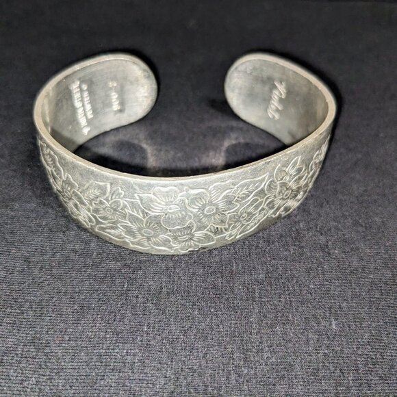 Kirk Stieff Pewter Wide Cuff Bracelet Violet Flower Of the Month February 900-2 - Picture 6 of 8